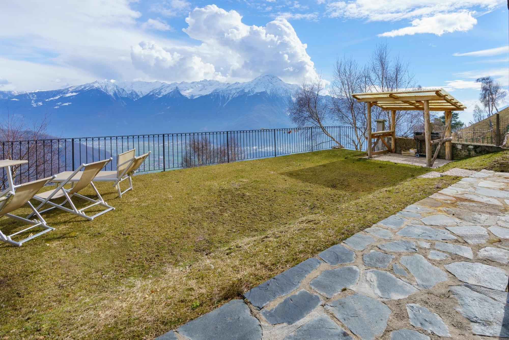 Agriturismo Giacomino เจราลาริโอ ภายนอก รูปภาพ