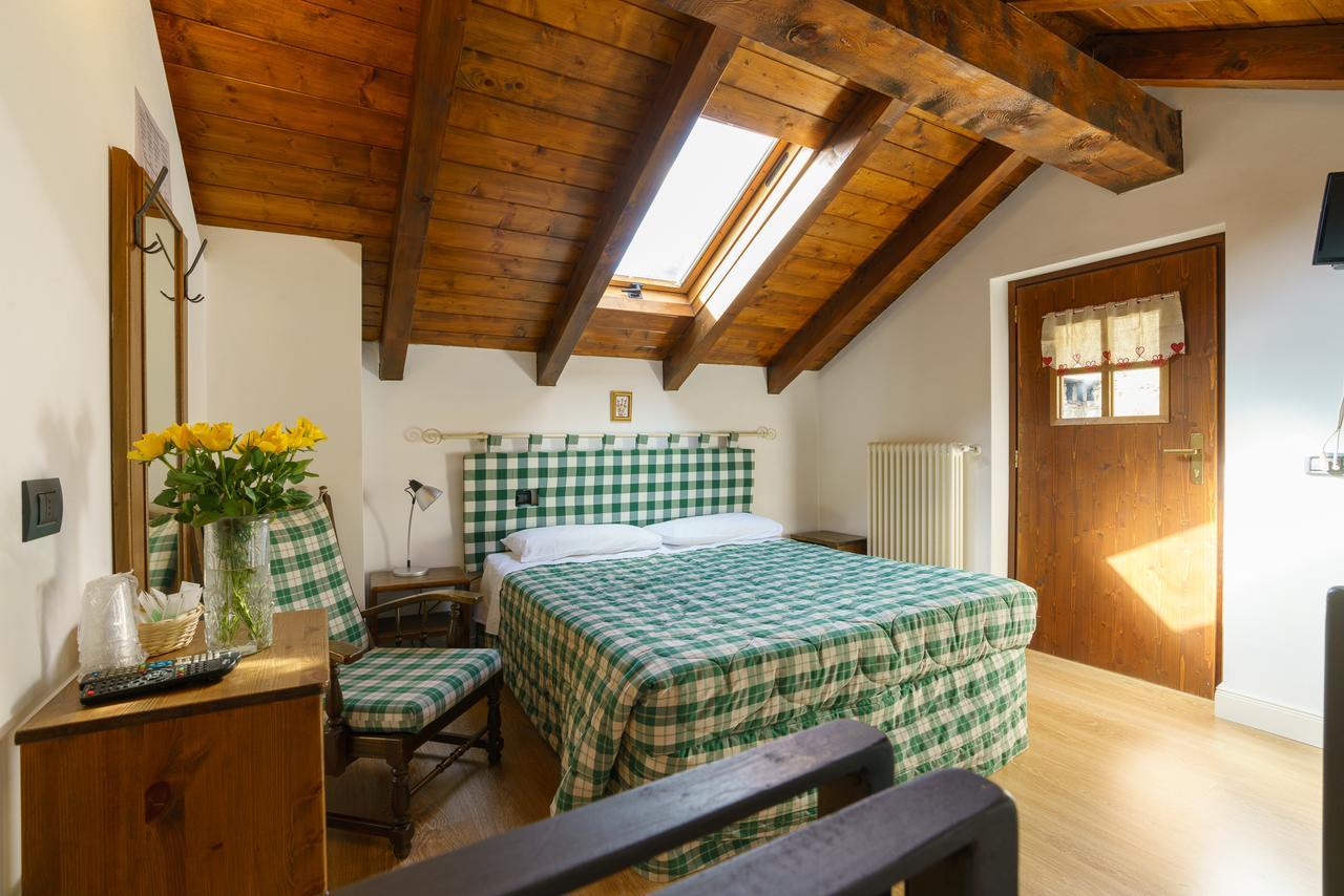 Agriturismo Giacomino เจราลาริโอ ภายนอก รูปภาพ
