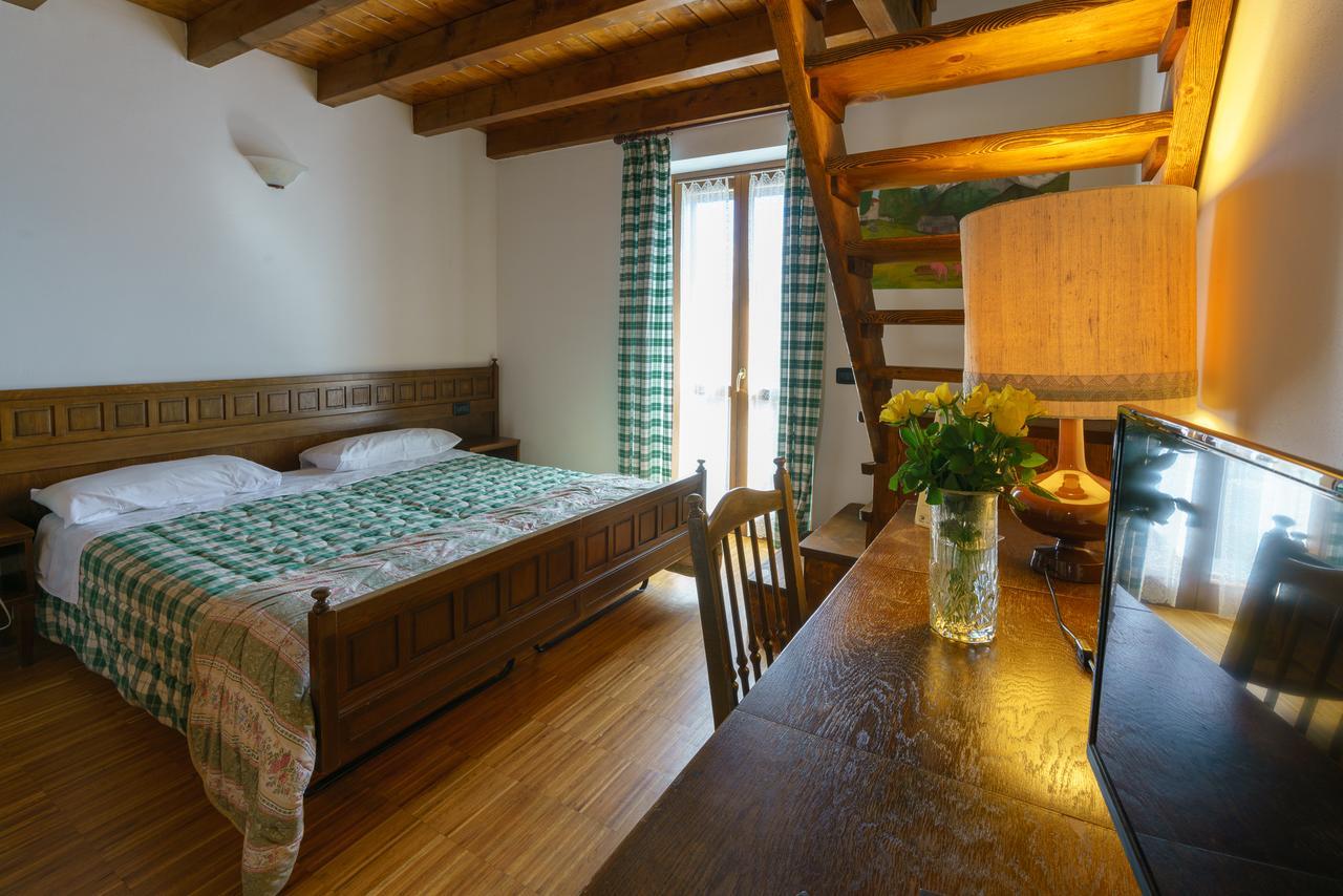 Agriturismo Giacomino เจราลาริโอ ภายนอก รูปภาพ