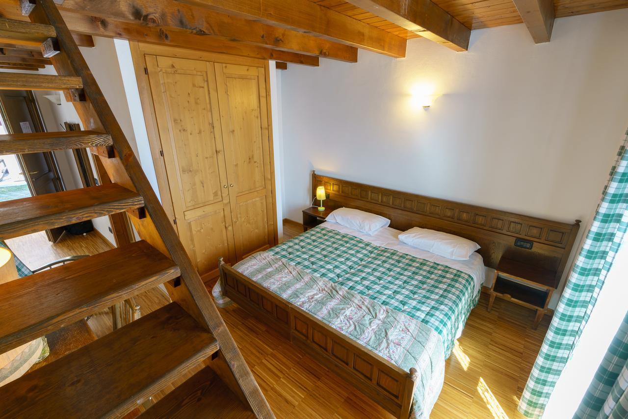 Agriturismo Giacomino เจราลาริโอ ภายนอก รูปภาพ