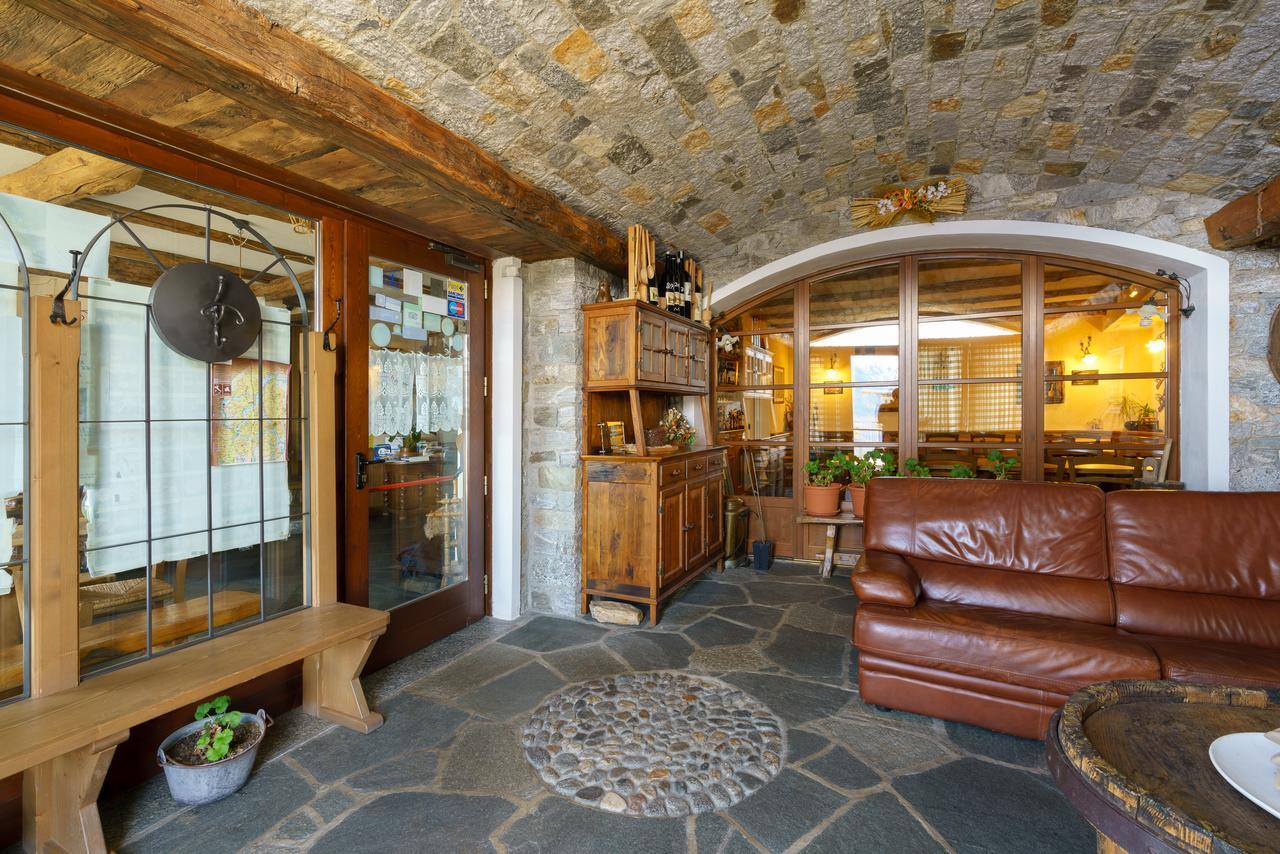 Agriturismo Giacomino เจราลาริโอ ภายนอก รูปภาพ
