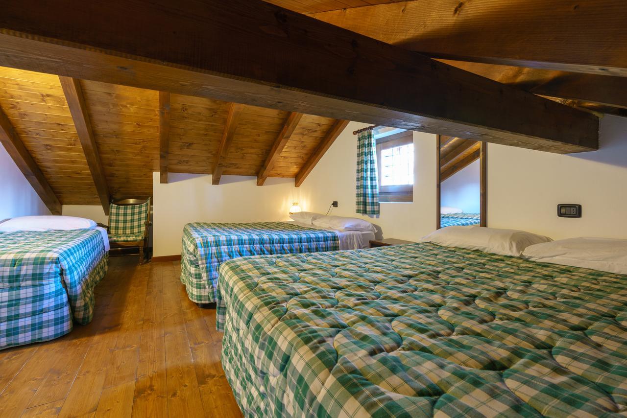 Agriturismo Giacomino เจราลาริโอ ภายนอก รูปภาพ