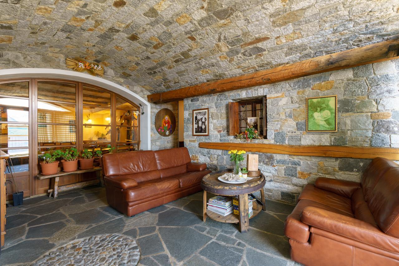 Agriturismo Giacomino เจราลาริโอ ภายนอก รูปภาพ